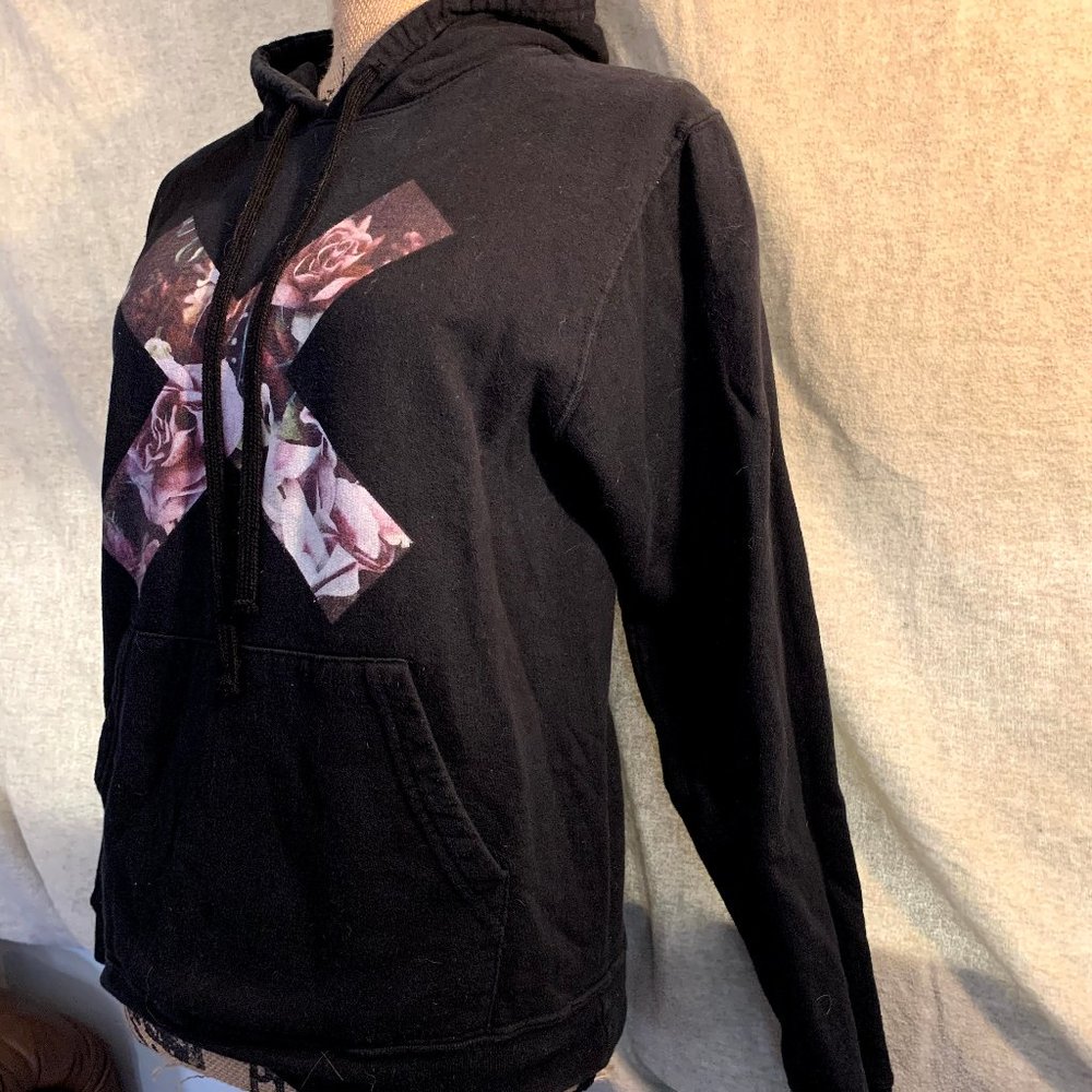 American Straight Edge Floral X Sweatshirt